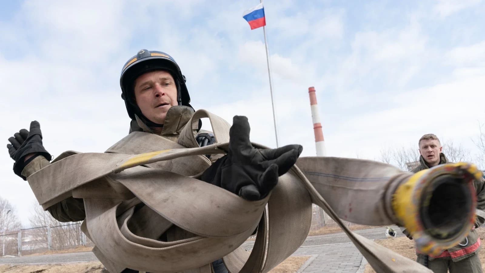 Пожарный из Яр-Сале представил Ямал на международной «Пожарной тяге»