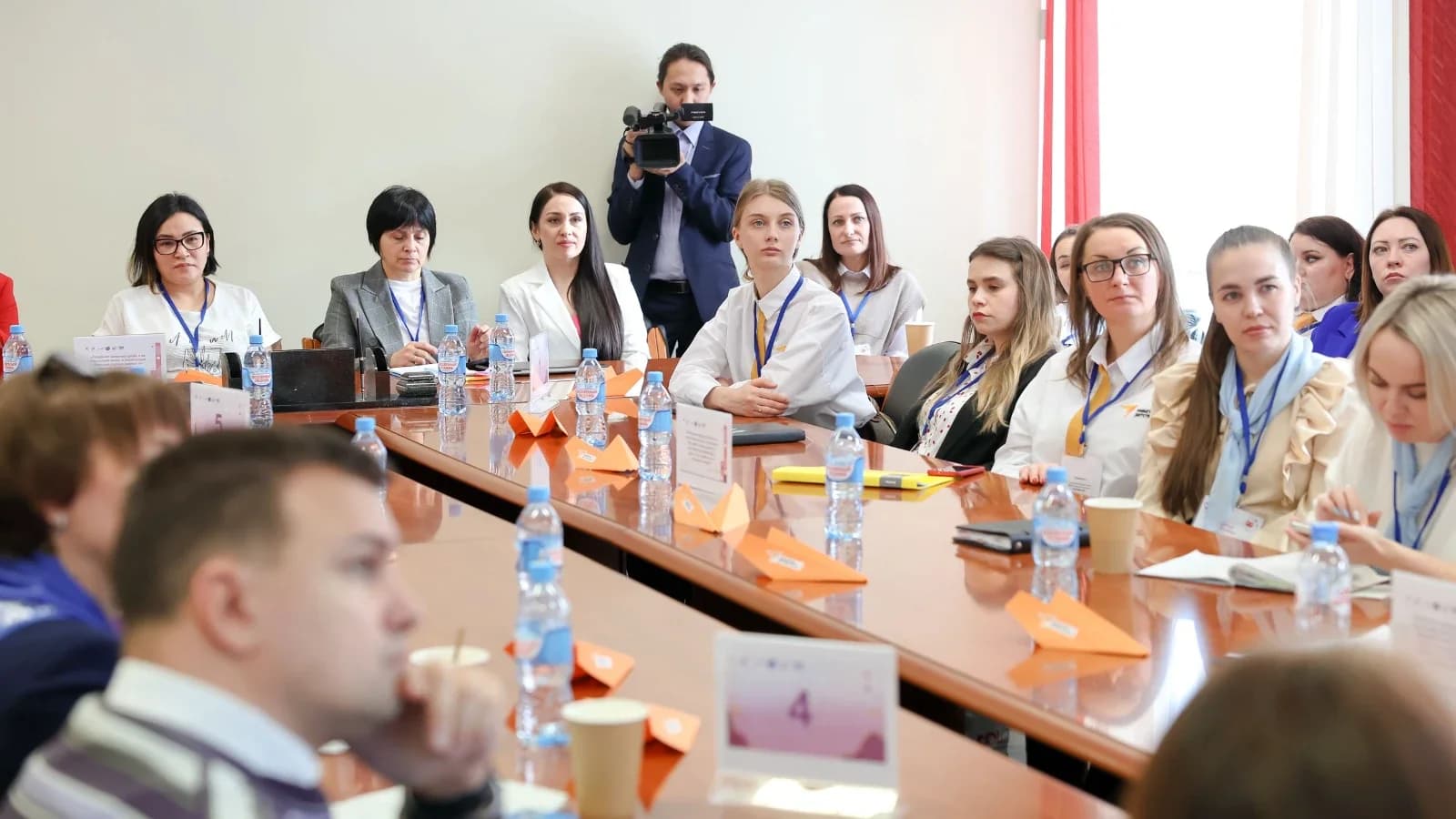 Педагоги Ямальского района участвуют в региональном совещании работников образования