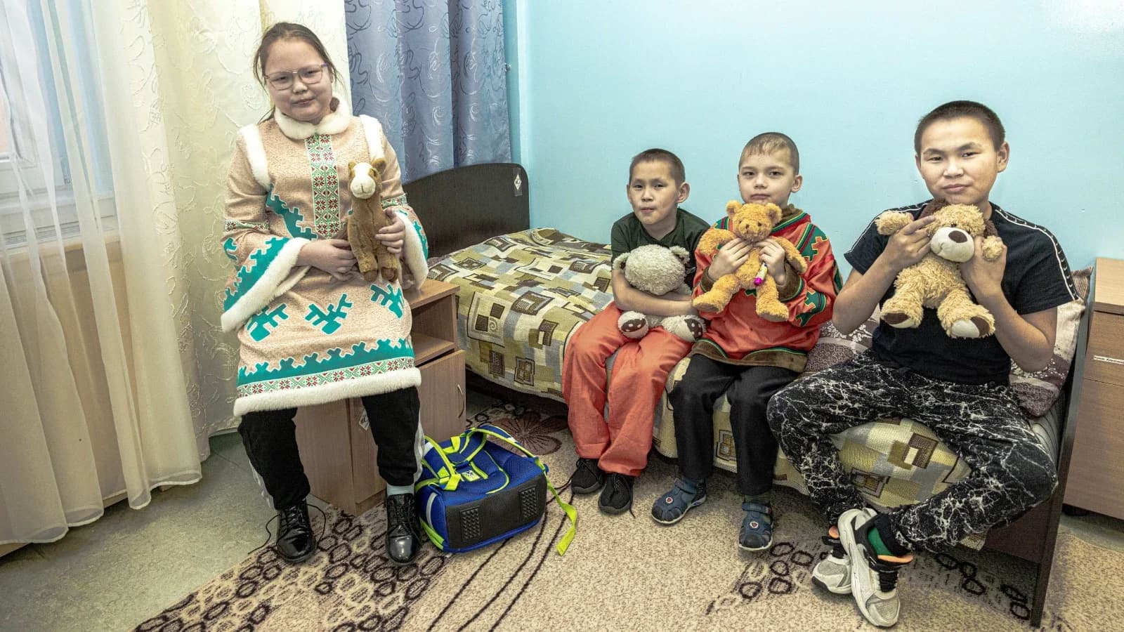 Первоклассники из тундры осваивают школу через квест в Ямальском районе